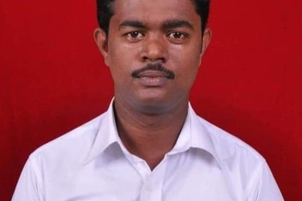 யாழில் திடீரென உயிரிழந்த கிராம அலுவலர் | A Village Official Died Suddenly Jaffna