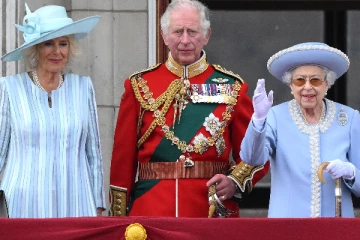 தாயாரின் அறிவிப்பை உதாசீனம் செய்யும் மன்னர் சார்லஸ்; மனைவி குறித்து எடுத்த முடிவு