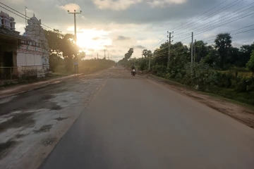 கோட்டாபயவின் வவுனியா வருகை! மன்னார் வீதியில் காணாமல்போன குழிகள் (PHOTOS)