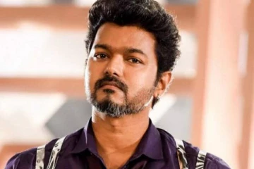 தனது தங்கைக்கு மலர்தூவி பிராத்தனை செய்யும் விஜய்யின் அரிய வீடியோ- இதுவரை யாரும் பார்க்காத ஒன்று