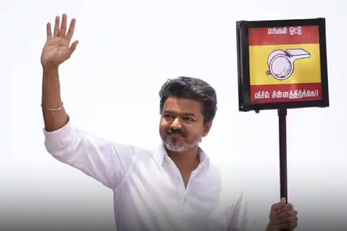 விஜய்யின் சொத்து பட்டியல்!! சங்கீதா சொன்னது உண்மை தானோ? என சந்தேகிக்கும் நெட்டிசன்கள்.. | Vijay Asset Row Sparks Debate Sangeetha Claim True விஜய்யின் சொத்து பட்டியல்!! சங்கீதா சொன்னது உண்மை தானோ? என சந்தேகிக்கும் நெட்டிசன்கள்.. | Vijay Asset Row Sparks Debate Sangeetha Claim True