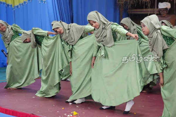 மாந்தை கிழக்கில் நடைபெற்ற முல்லைத்தீவு மாவட்ட பண்பாட்டுப் பெருவிழா | Mullaitivu District Cultural Festival மாந்தை கிழக்கில் நடைபெற்ற முல்லைத்தீவு மாவட்ட பண்பாட்டுப் பெருவிழா | Mullaitivu District Cultural Festival