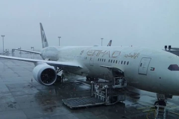 திசை திருப்பி அனுப்பப்பட்ட கட்டுநாயக்க வந்த இரு விமானங்கள்