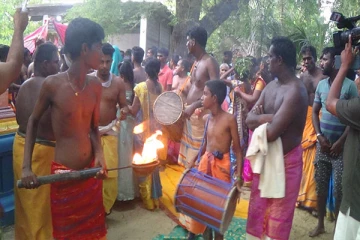 மட்டக்களப்பு கண்ணகி அம்மனின் திருக்குளிர்த்தி உற்சவம்