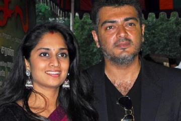 அஜித்தை கட்டிப்பிடித்தவாரு ஷாலினி எடுத்த லேட்டஸ்ட் புகைப்படம்- இதை பார்த்தீர்களா?