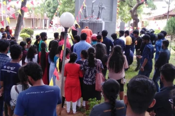 யாழ்.பல்கலையில் முள்ளிவாய்க்கால் நினைவு அஞ்சலி அனுஷ்டிக்கப்பட்டது (படங்கள்)