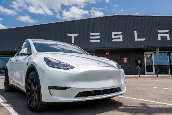 முக்கிய ஐரோப்பிய சந்தைகளில் எலோன் மஸ்க்கின் டெஸ்லா விற்பனை கடும் வீழ்ச்சி | Tesla Sales Fall European Markets முக்கிய ஐரோப்பிய சந்தைகளில் எலோன் மஸ்க்கின் டெஸ்லா விற்பனை கடும் வீழ்ச்சி | Tesla Sales Fall European Markets