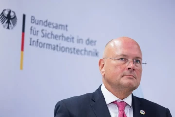 திடீரென ரஷ்ய தூதரக அதிகாரிகளை நாட்டைவிட்டு வெளியேற்றிய ஜேர்மனி: அரசு அளித்துள்ள விளக்கம்