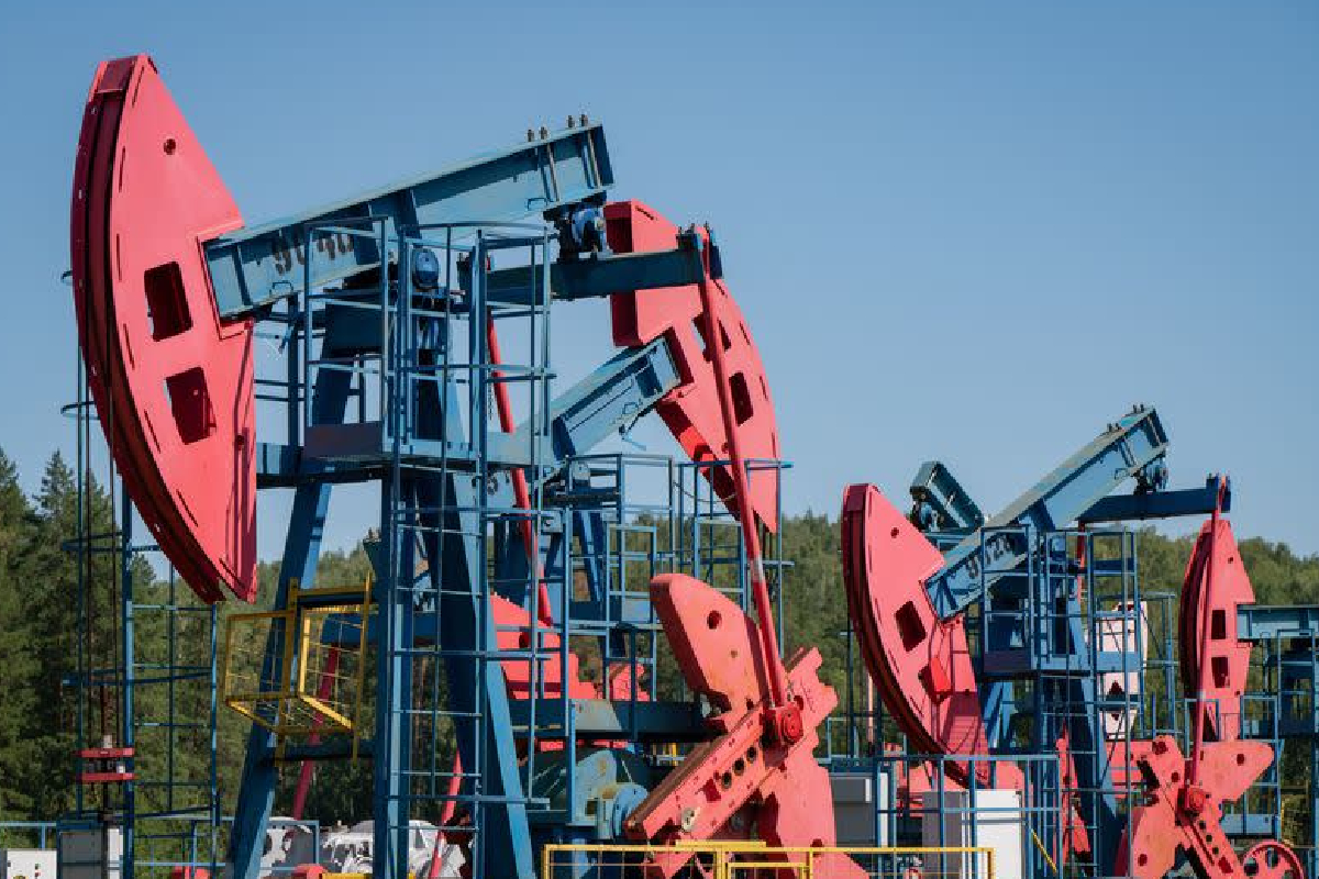 ஈரானுடனான ட்ரம்பின் பேச்சுவார்த்தை: 6 மாதங்களில் இல்லாத அளவுக்கு சரிந்த எண்ணெய் விலை | Oil Prices Weekly Fall In 6 Months ஈரானுடனான ட்ரம்பின் பேச்சுவார்த்தை: 6 மாதங்களில் இல்லாத அளவுக்கு சரிந்த எண்ணெய் விலை | Oil Prices Weekly Fall In 6 Months