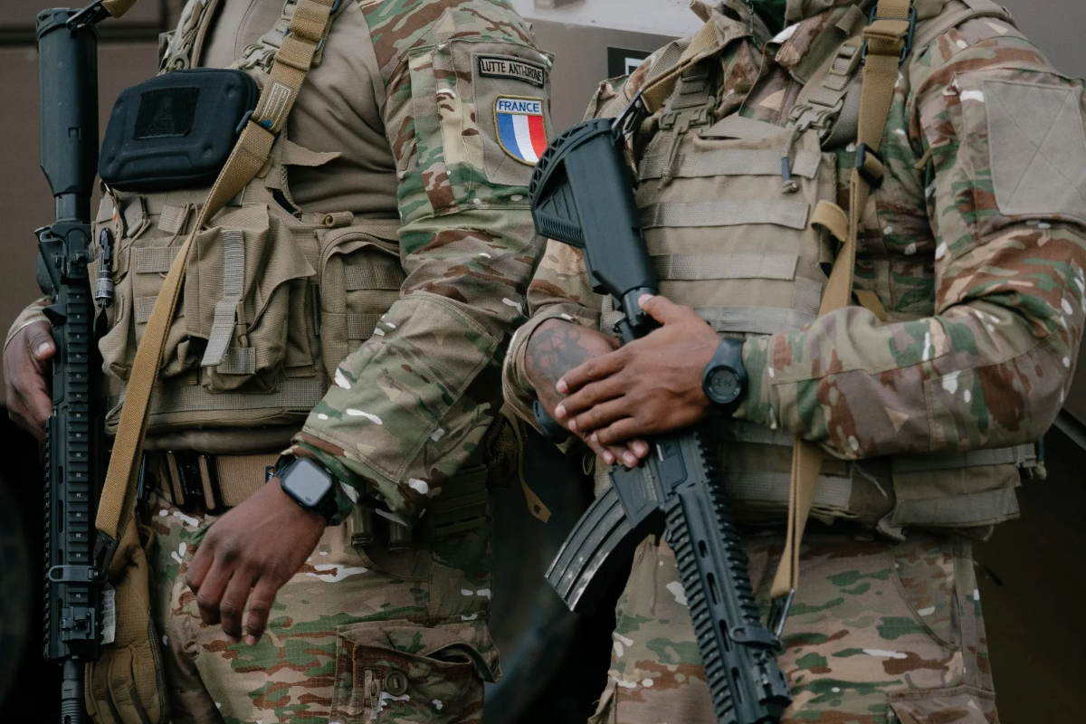 ஈரானுக்கு எதிரான இராணுவ நடவடிக்கையில் பிரான்ஸ் பங்கேற்கவில்லை | France Did Not Participate Against Iran