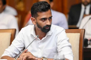 சபையில் ஜீவன் தொண்டமான் பாச்சல்!