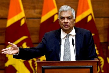 நிறைவேற்று அதிகாரங்களை ரணில் நடைமுறைப்படுத்த முடியாது - நாடாளுமன்றத்தில் பகிரங்கம்