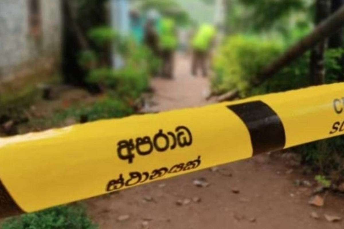 தமிழர் பகுதியில் கிராம சேவையாளரை கூரிய ஆயுதத்தால் தாக்கிய சகோதரர்.. கிணற்றிலிருந்து சடலமாக மீட்பு | Tragic Incident In Kumuzhamunai Village