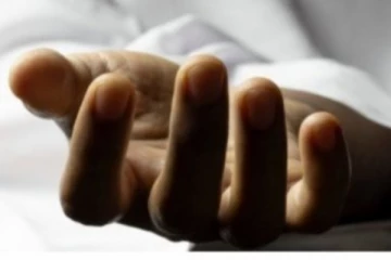 තරුණ යුවලක් ගෙල වැළලාගෙන මියගිය අවාසනාවන්ත පුවතක්..