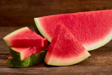 தர்பூசணி பழத்தில் ரசாயன ஊசி? அதிகாரிகள் விளக்கம்