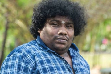 பிரபல இயக்குனருடன் இணைந்த யோகி பாபு!!