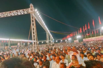 முள்ளிவாய்க்கால் நினைவேந்தலுக்காக இந்தியாவில் சீமான் தலைமையில் திரண்ட மக்கள் கூட்டம்