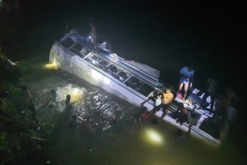 நாட்டை உலுக்கிய கோர விபத்து! பேருந்து தொடர்பில் வெளிவரும் பல அதிர்ச்சி தகவல்கள்