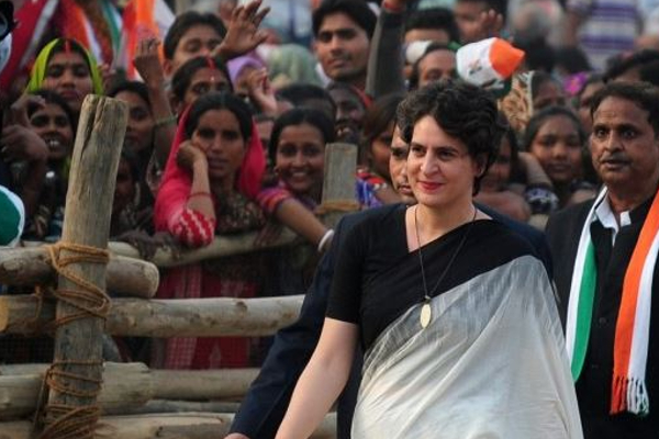 உ.பி. வன்முறை - தங்கையின் துணிச்சலை பாராட்டிய அண்ணன் ராகுல் காந்தி! | Up Protest Issue Raghul Gandhi Wish Priyanka