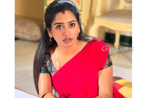 மூன்று முடிச்சு சீரியல் நடிகை ஸ்வாதி இதுவரை இத்தனை படங்கள் நடித்துள்ளாரா?... யாருக்கெல்லாம் தெரியும் | Serial Actress Swathi Konde Movies