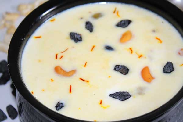 ஆடி வெள்ளி ஸ்பெஷல்: பால் பாயாசம் செய்வது எப்படி? | Aadi Velli Paal Payasam Recipe In Tamil