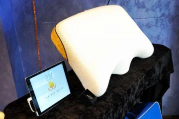 ரூ. 2 கோடி மதிப்பிலான உலகின் மிக விலையுயர்ந்த தலையணை!