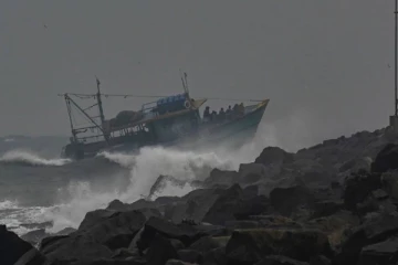 கடற்றொழில் ஈடுபட வேண்டாம்; வளிமண்டலவியல் திணைக்களம் விடுத்த எச்சரிக்கை!