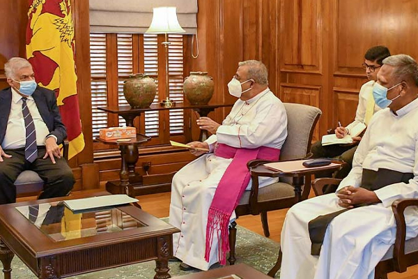 காணி பிரச்சினைகளுக்கு விரைவில் தீர்வு! - மன்னார் ஆயரிடம் ஜனாதிபதி வாக்குறுதி | Land Issue President S Promise To Mannar Ayer காணி பிரச்சினைகளுக்கு விரைவில் தீர்வு! - மன்னார் ஆயரிடம் ஜனாதிபதி வாக்குறுதி | Land Issue President S Promise To Mannar Ayer