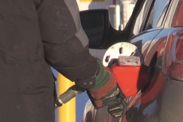 கனடாவின் கரையோரப் பிராந்தியங்களில் எரிபொருள் விலையில் மாற்றம்