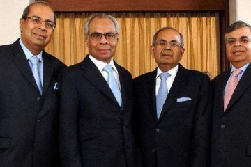 பிரித்தானியாவின் பணக்காரர்கள் பட்டியலில் முதலிடம் பிடித்த  இந்துஜா குடும்பம்