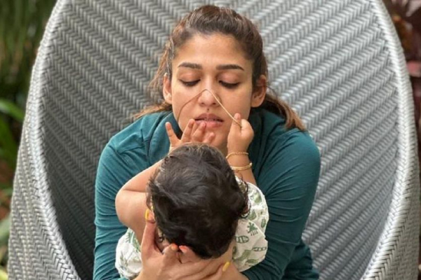 கண்ணான கண்ணே.. அன்பு மகனுக்கு முத்தம் கொடுக்கும் நயன்தாரா.. அவரே வெளியிட்ட அழகிய வீடியோ | Nayanthara Son Latest Video