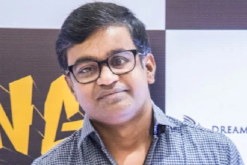 இயக்குனர் செல்வராகவனின் மூன்றாவது குழந்தை..! முதன்முறையாக அவரின் மனைவி வெளியிட்ட புகைப்படம்.