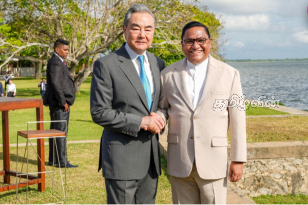 விஜித ஹேரத்தை சந்தித்த சீன வெளியுறவு அமைச்சர் | Wang Yi Meets With Vijitha Herath