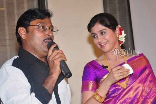 உடுத்த துணி இல்லாமல், அப்படியே வந்தார்.. தேவயானி குறித்து கணவர் ராஜகுமாரன் பேட்டி! | Devayani Husband About Her Private Life உடுத்த துணி இல்லாமல், அப்படியே வந்தார்.. தேவயானி குறித்து கணவர் ராஜகுமாரன் பேட்டி! | Devayani Husband About Her Private Life