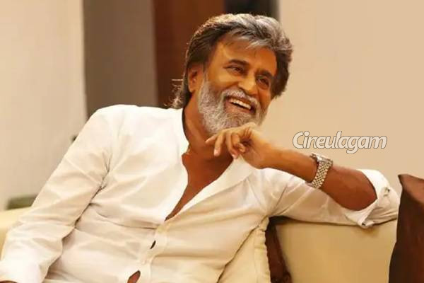 ரசிகர் செய்த செயல், வீட்டிற்கு அழைத்து வாழ்த்திய நடிகர் ரஜினிகாந்த்... அப்படி என்ன செய்தார்? | Actor Rajinikanth Praises His Fan