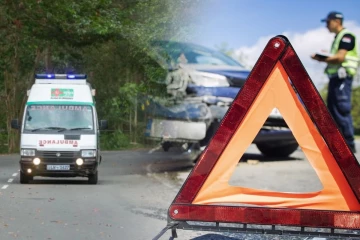 மின்னேரியாவில் கோர விபத்து: 10 பேர் வைத்தியசாலையில் அனுமதி - ஒருவர் நிலைமை கவலைக்கிடம்