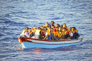 கடல் மார்க்கமாக வெளிநாடுகளுக்கு புலம்பெயர்வோருக்கு எச்சரிக்கை