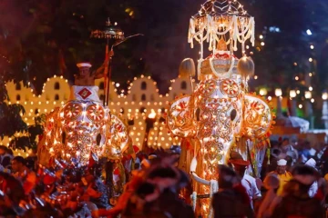 පොලීසිය, එස්ටීඑෆ් සහ ත්‍රිවිධ හමුදාව එක්වෙයි - දළදා පෙරහරට 8,000කට ආසන්න ආරක්ෂක බලඇණියක්