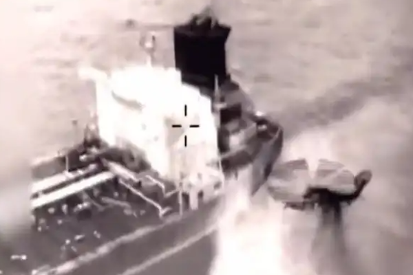 ஈரானின் எண்ணெய் கப்பலை சிறைபிடித்துள்ள பென்டகன்! சர்வதேச கடல் பகுதியில் பதற்றம்.. | Iran Us Conflict Peak Tensions International Water