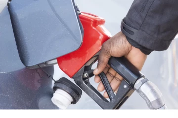 கனடாவில் எரிபொருள் விலை உயர்வு