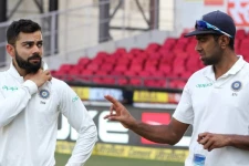 தமிழன் அஸ்வினை புறக்கணித்த கோஹ்லி? சரியான பதிலடி கொடுத்த சம்பவம்: ரஹேனாவுக்கு குவியும் பாராட்டு