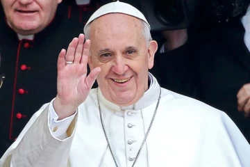 முதல் முறையாக போப் பிரான்சிஸ் பிரான்சின் கோர்ஷிகா தீவுக்கு பயணம்