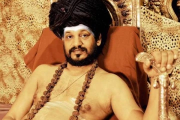 கைலாசநாதர் நித்யானந்தா சொத்தை அடைக்காக்கும் சிஷ்யை நடிகை! போட்ட ஆட்டம் அப்படி..