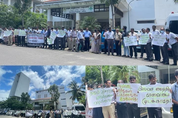 யாழில் வைத்தியர்கள், சுகாதார பணியாளர்களால் கவனயீர்ப்பு போராட்டம் (Photos)