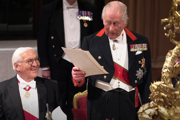 ஜேர்மன் ஜனாதிபதிக்கு அளிக்கப்பட்ட விருந்தில் ரஷ்ய ஆக்கிரமிப்பு குறித்து மன்னர் சார்லஸ் பேச்சு | Charles Talk Russia Aggression In Steinmeier Visit ஜேர்மன் ஜனாதிபதிக்கு அளிக்கப்பட்ட விருந்தில் ரஷ்ய ஆக்கிரமிப்பு குறித்து மன்னர் சார்லஸ் பேச்சு | Charles Talk Russia Aggression In Steinmeier Visit