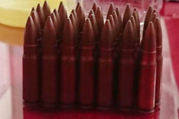 விமானப்படை கோப்ரல் ஒருவரின் வீட்டில் இருந்து மீட்கப்பட்ட உயிருள்ள வெடிமருந்துகள் | Recovered From The Home Of An Air Force Corporal