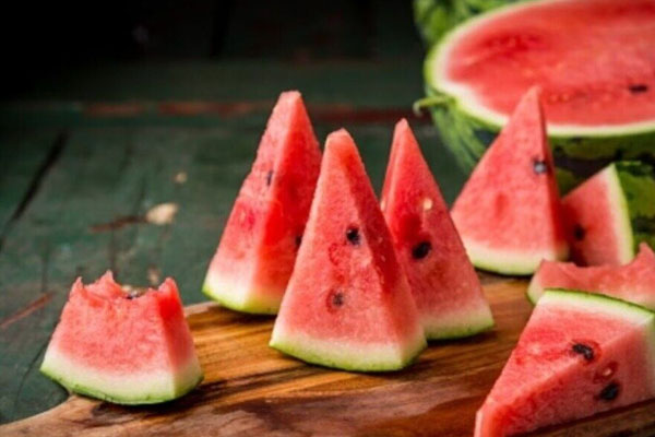 உடல் சூட்டை தணிக்க இந்த உணவுகளை எடுத்துக்கோங்க | Take These Foods To Reduce Body Heat