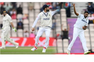 அஸ்வினின் மேஜிக்கல் பவுலிங்...கோஹ்லியின் செம கேட்ச்! நியூசிலாந்தின் நங்கூரத்தை சாய்த்த வீடியோ