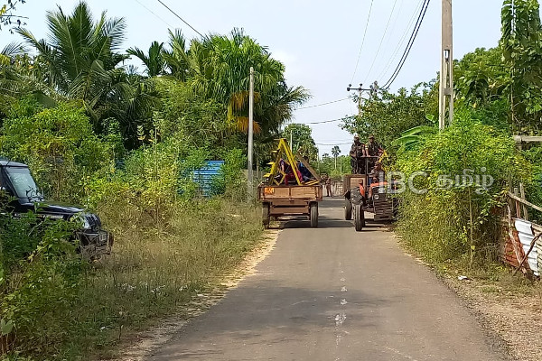 தையிட்டி போராட்டக்களத்தில் அதிகரிக்கும் பதற்றம் - விகாரையை சூழ ஆயுதம் தாங்கிய படையினர் குவிப்பு! | Jaffna Thaiyiddy Buddhist Temble Army Police