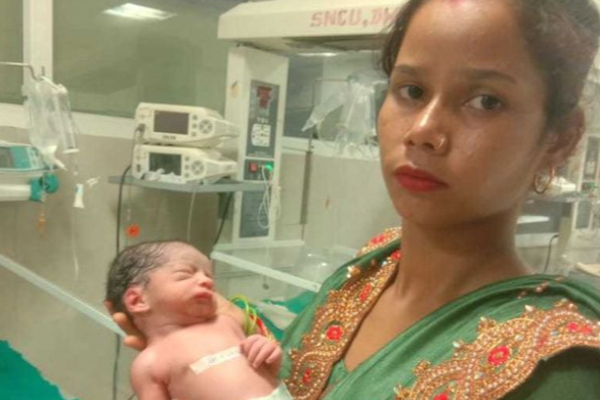 விபத்தில் சிக்கிய கர்ப்பிணி! வயிற்றில் இருந்த குழந்தை உயிர்பிழைத்த அதிசயம் | Pregnant Woman Involved In A Terrible Accident